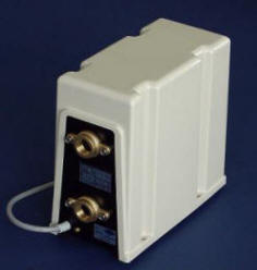 ♭♭三相電気 給湯加圧器　 SHB-2021AⅡ 2012年製